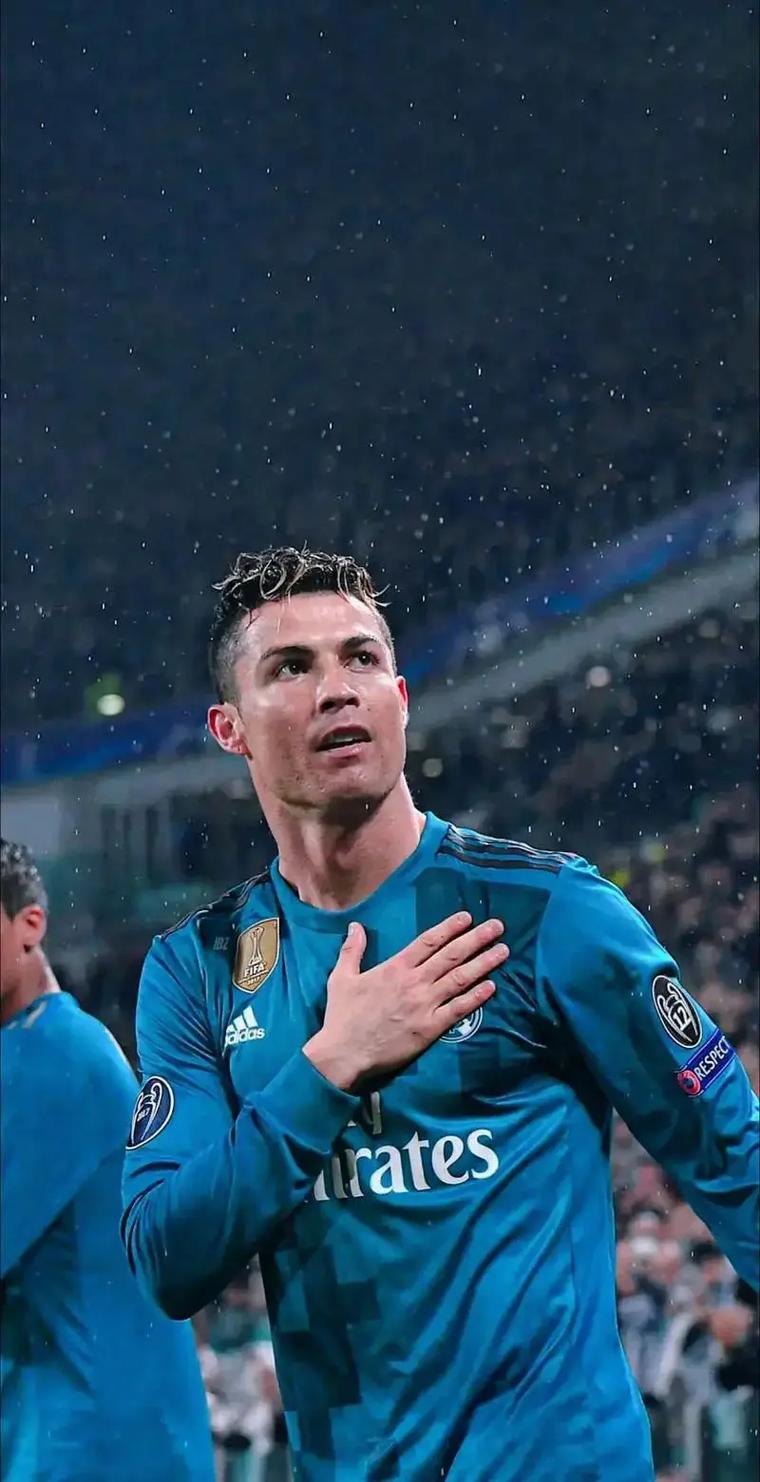 U22国足门将栾毅：少一人作战大家仍团结在一起，平局不容易（U22国足门将栾毅：少打一人仍众志成城，这一分来之不易）