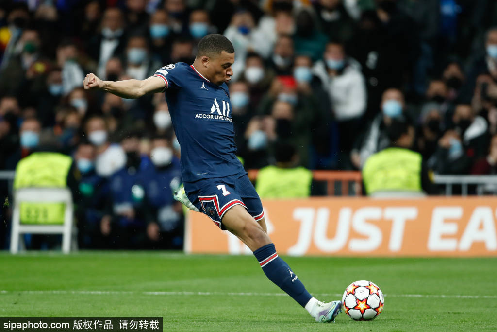 法尔克：拜仁认为超6500万欧签雅克松太贵，在关注弗拉霍维奇（法尔克：拜仁认为雅克松超6500万欧不划算，正关注弗拉霍维奇）