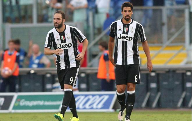 弗里克：佩德里还没恢复到100%；希望防守稳定所以首发埃里克（弗里克：佩德里尚未完全康复，为求防守稳健选择埃里克首发）