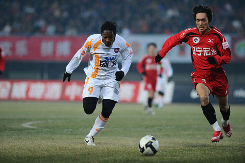 2025年五大联赛俱乐部获得点球数TOP10：皇马、巴黎、拜仁前3（2025年五大联赛点球数前十俱乐部：皇马、巴黎、拜仁位居前三）